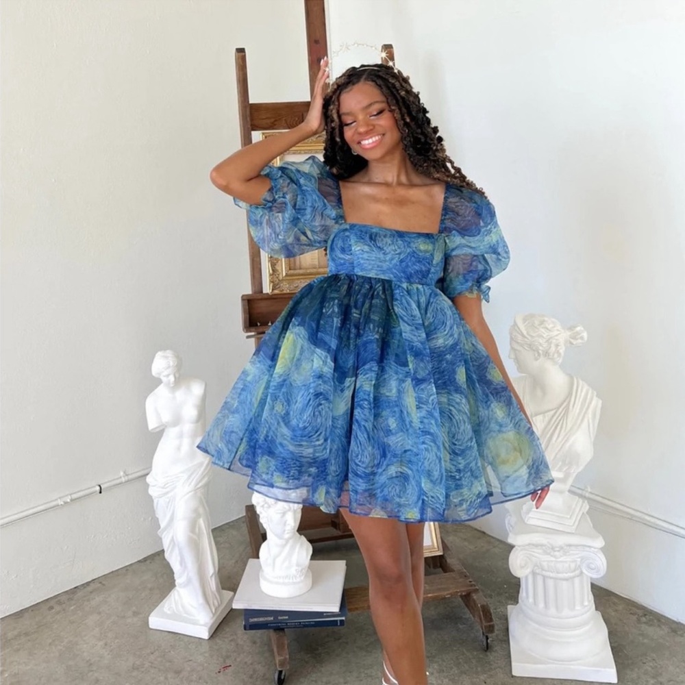 Selkie starry night Van Gogh dress